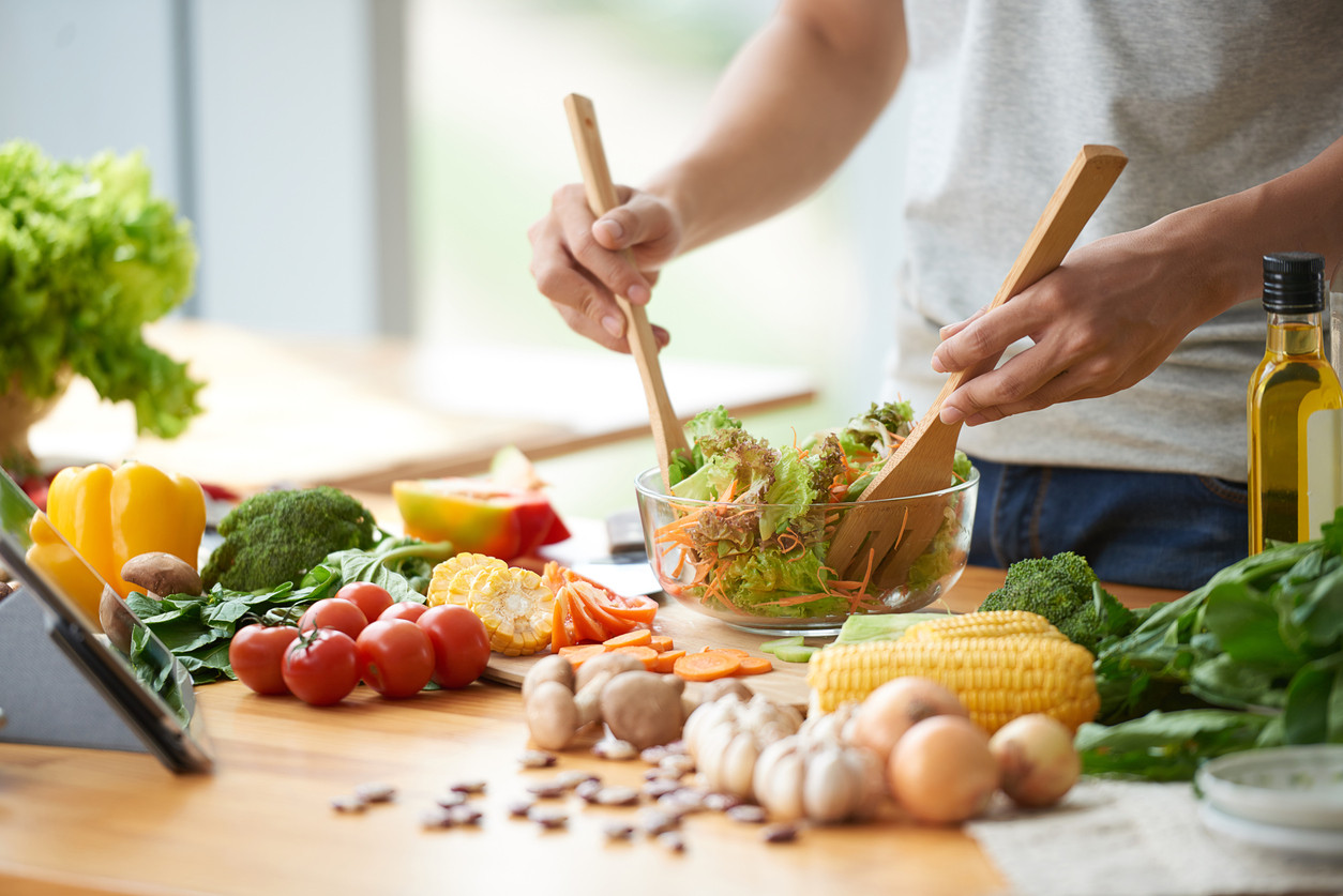 Dr. Joseph Mercola Lists Best Strategies for Healthy Weight Loss